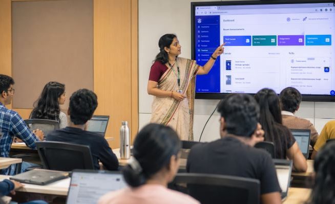 How to Choose the Best LMS for Schools and Colleges in 2026?