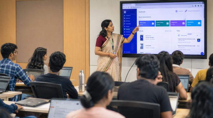 How to Choose the Best LMS for Schools and Colleges in 2026?